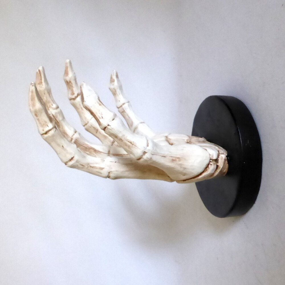 NEW HALLOWEEN GOTHIC SKELETON HAND WALL HOOK HANGING SCULPTURE
